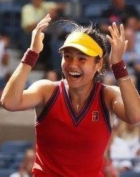  拉杜卡努复出首秀虽败犹显复苏迹象