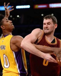  篮板王争夺激烈，内线霸主谁属