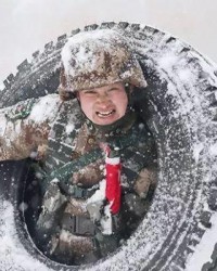  背靠背作战显疲态，末段崩盘痛失好局