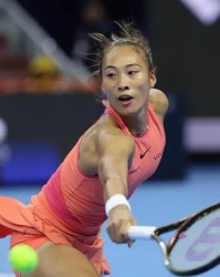  中国金花郑钦文晋级八强，刷新个人最佳战绩