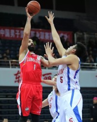  天津先行者外线发威，三分雨浇灭吉林队