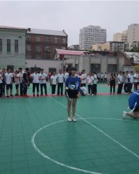  篮球公益行动开展，山区孩子收获梦想球鞋