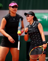  中国金花双打建功，段莹莹/郑赛赛法网夺冠