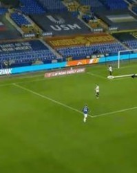  定位球战术屡建奇功，高空轰炸决定胜负