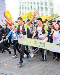  网球公益基金成立，资助贫困地区儿童接触这项运动  