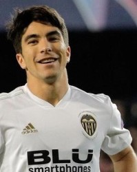  拉杜卡努草地首秀告捷，英国新秀备受瞩目