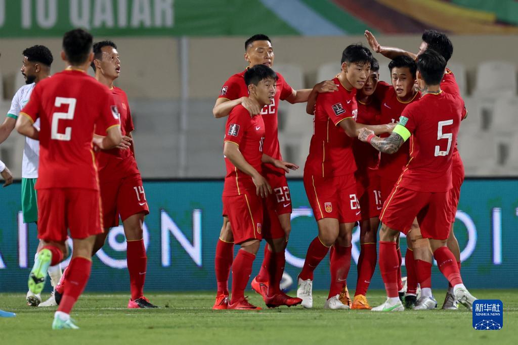  世界杯预选赛开战，诸强争夺出线权