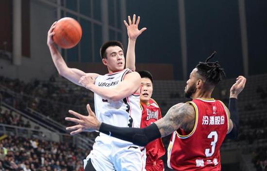  赵继伟末节发威助辽宁逆转浙江广厦